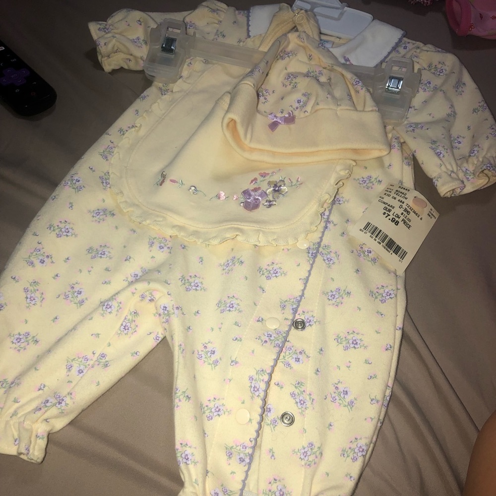 Baby clothes